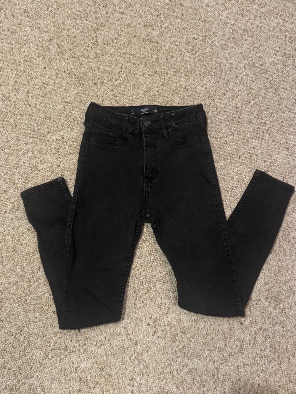 Hollister Women's High-Rise Black Skinny Jeans